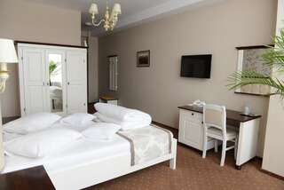 Отель Hotel Europa Бая-Маре Стандартный двухместный номер с 1 кроватью-3
